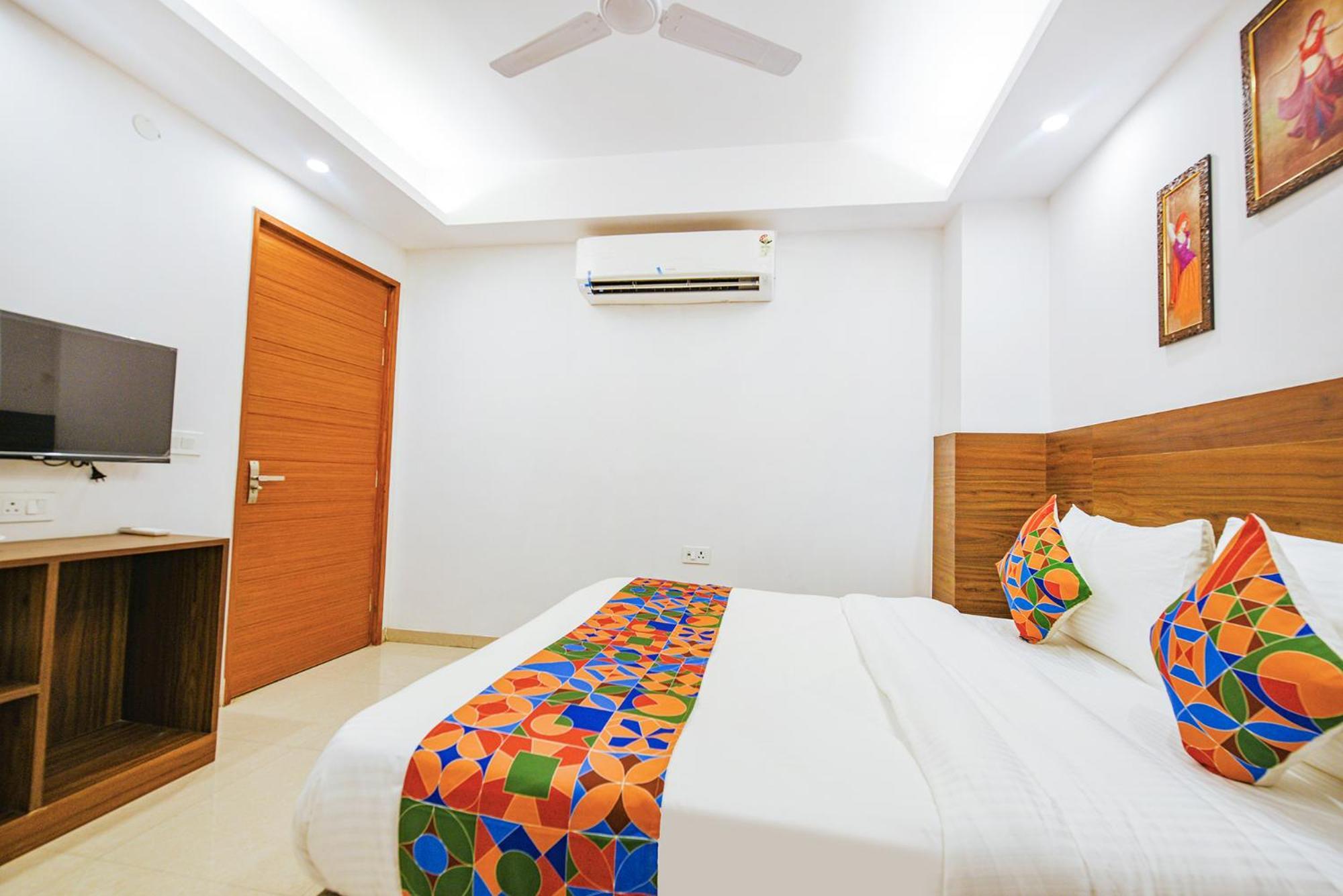 Fabhotel Sparkling - Nr Yashobhoomi Convention Centre 델리 외부 사진