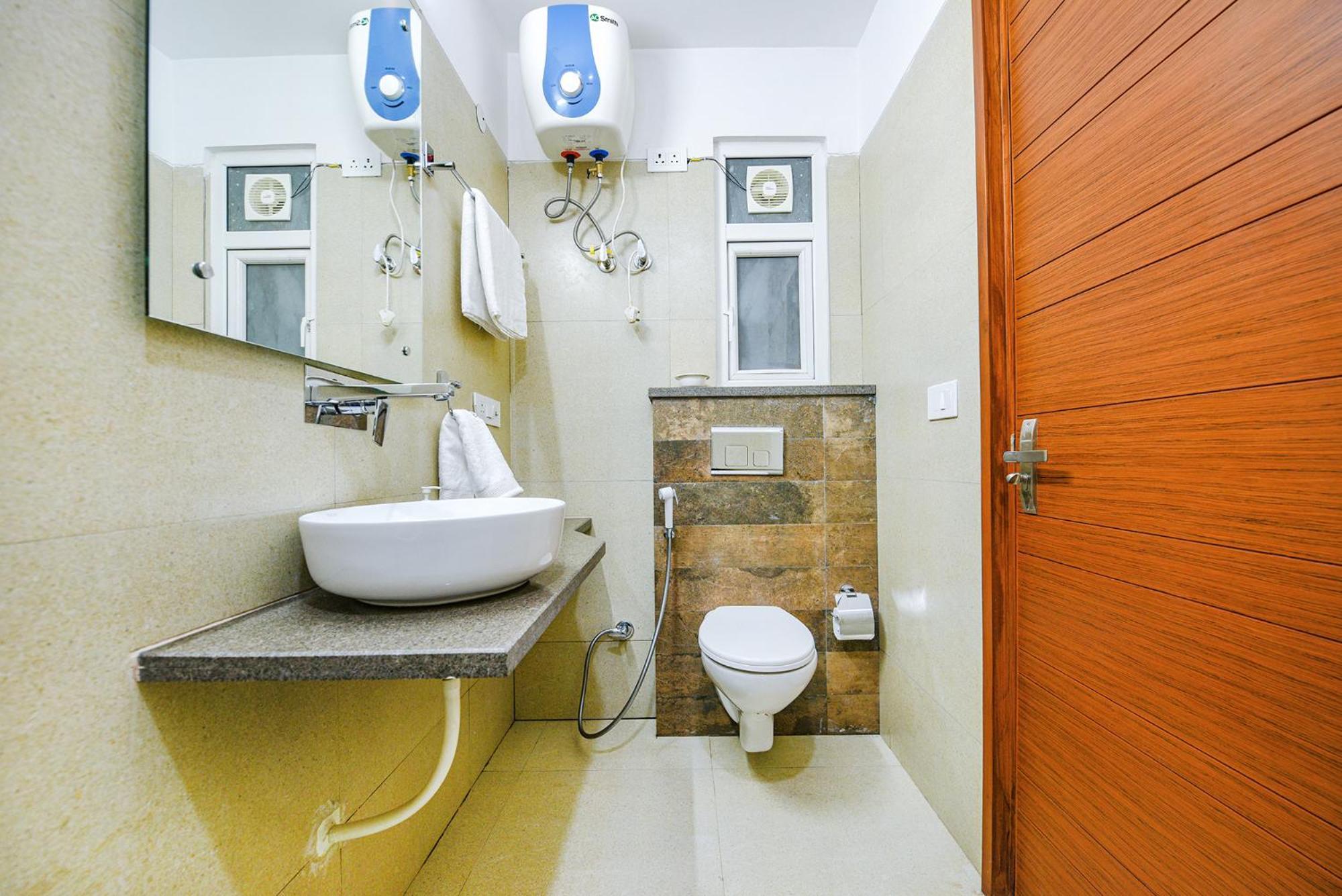 Fabhotel Sparkling - Nr Yashobhoomi Convention Centre 델리 외부 사진