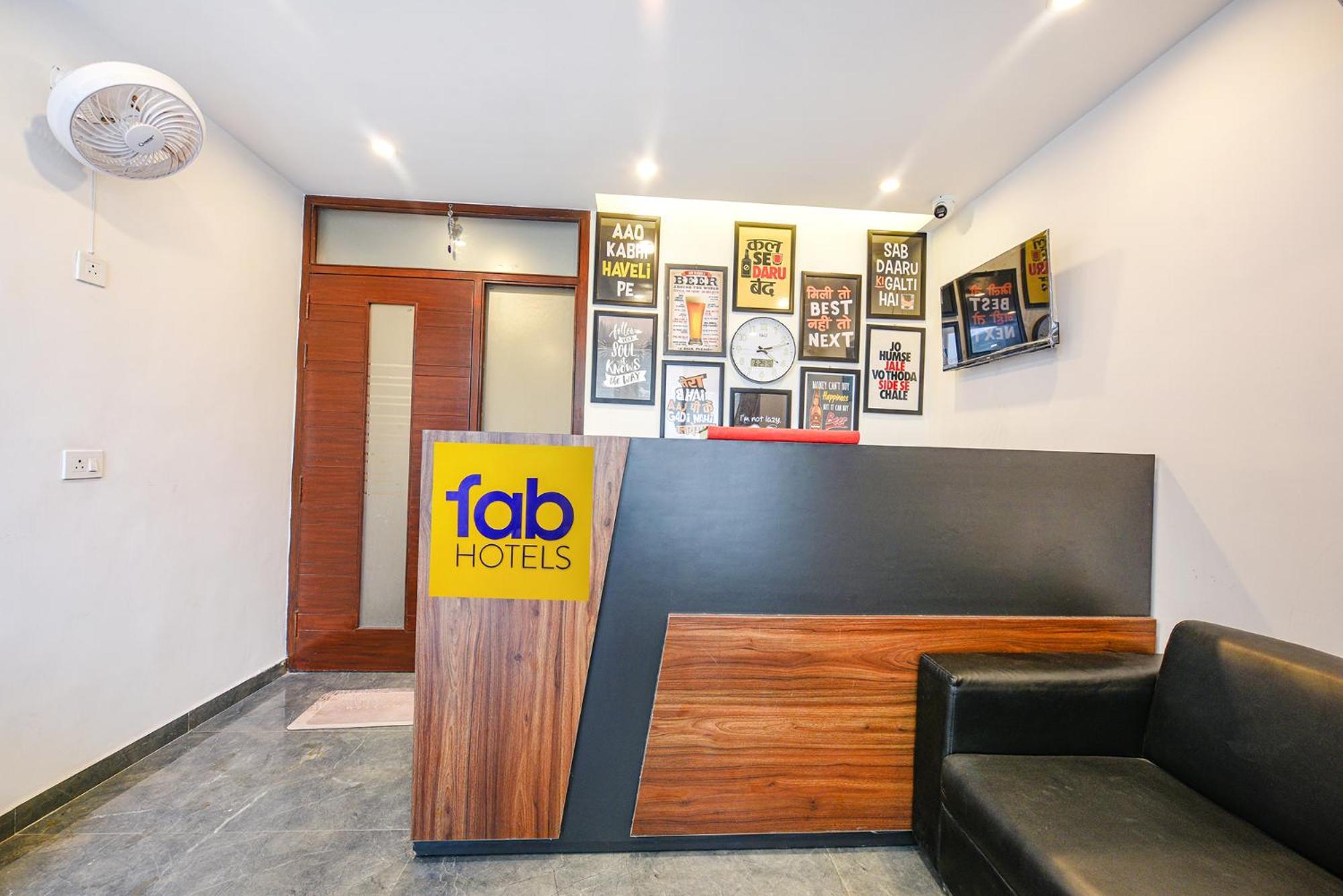 Fabhotel Sparkling - Nr Yashobhoomi Convention Centre 델리 외부 사진