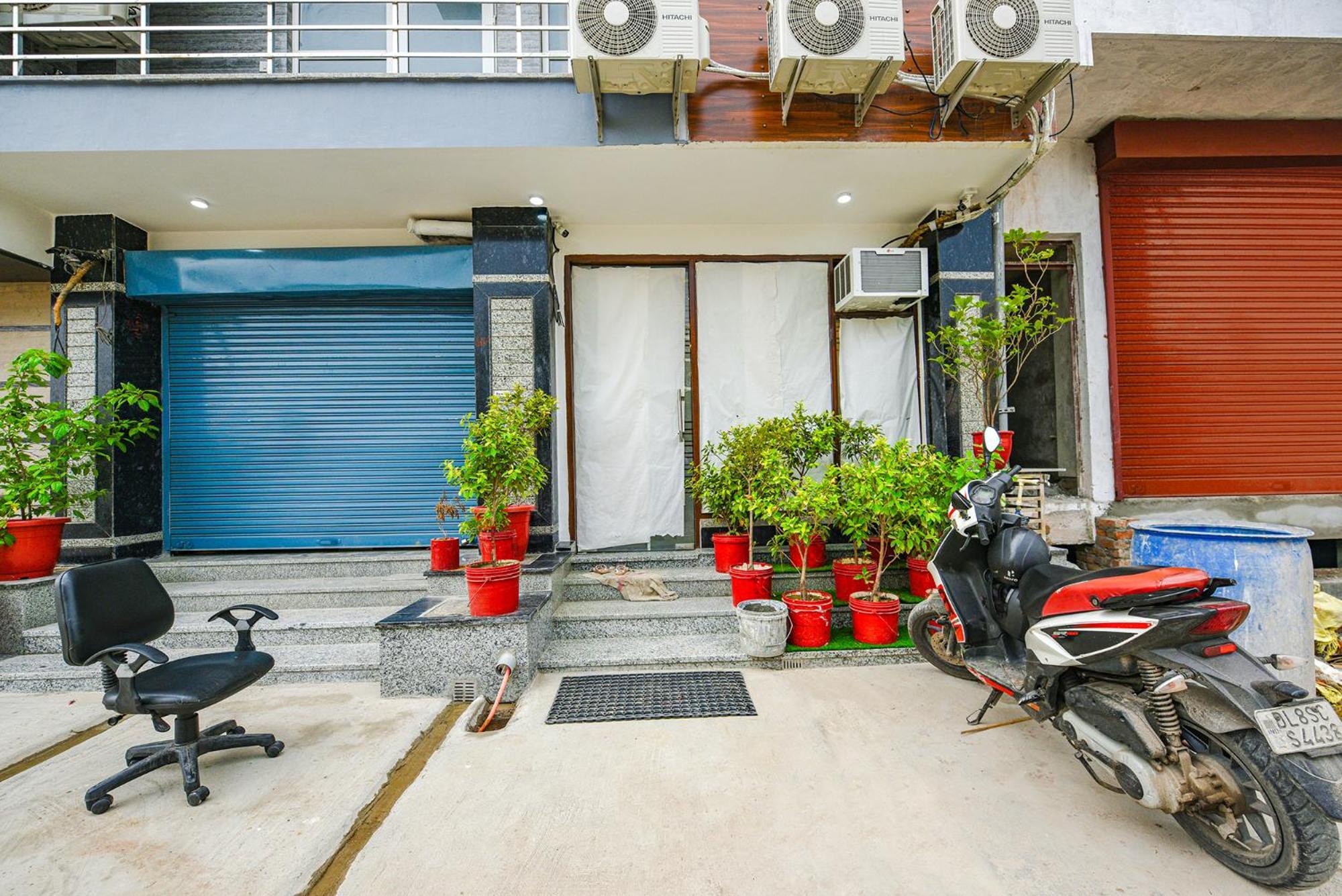 Fabhotel Sparkling - Nr Yashobhoomi Convention Centre 델리 외부 사진
