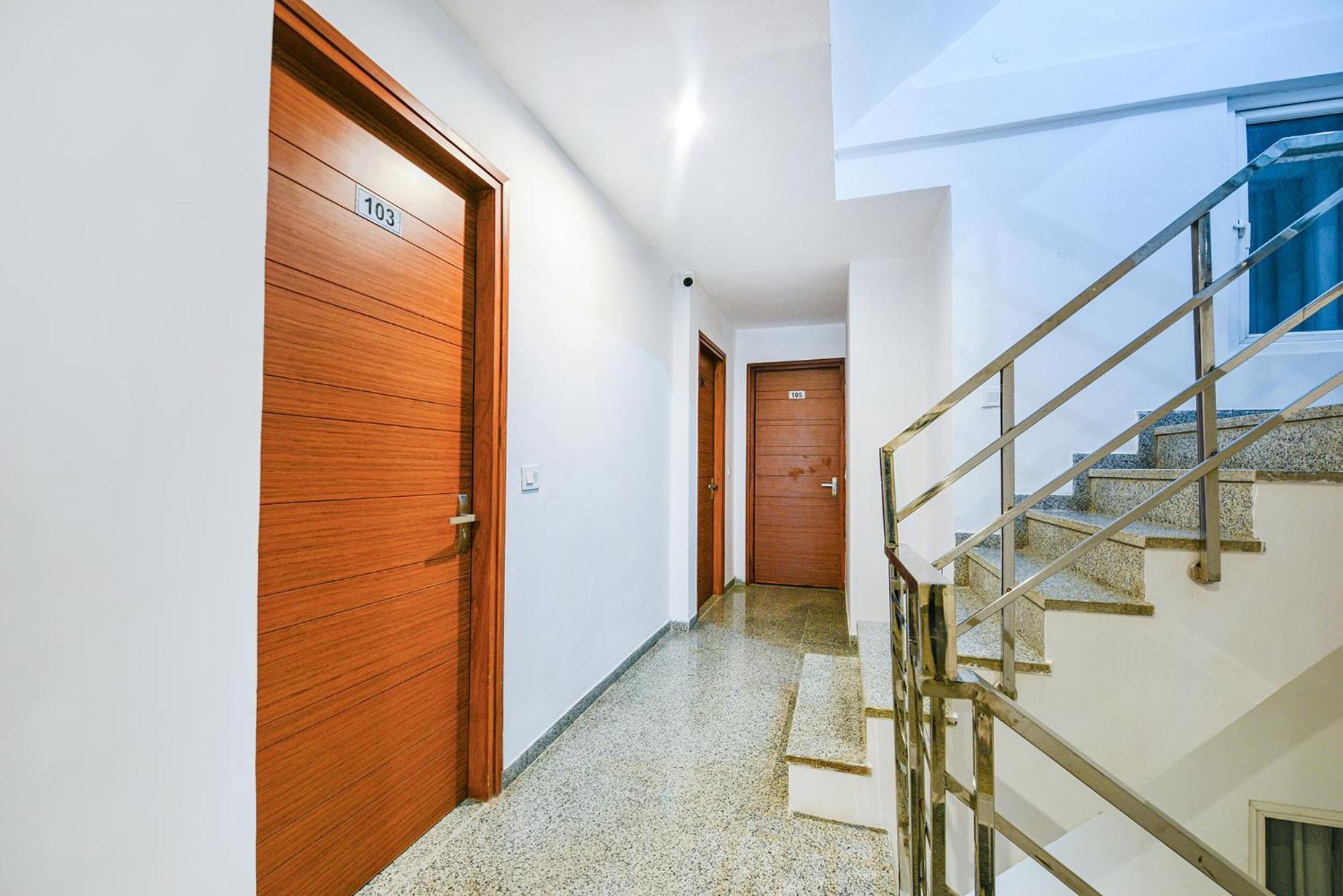 Fabhotel Sparkling - Nr Yashobhoomi Convention Centre 델리 외부 사진